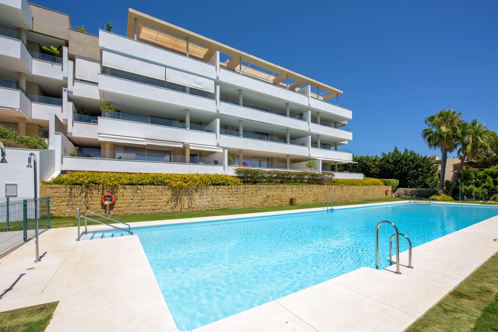 3 soveværelse Lejlighed til salg i Benahavis med swimmingpool garage - € 620.000 (Ref: 9844276)