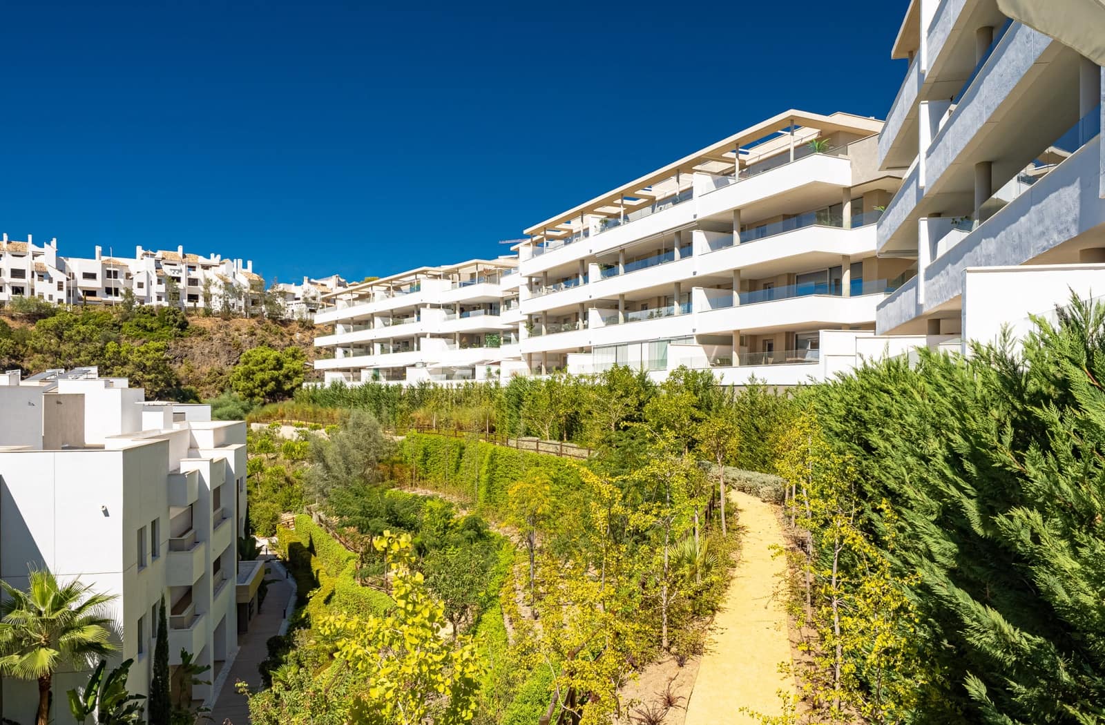 3 soveværelse Lejlighed til salg i Benahavis med swimmingpool garage - € 620.000 (Ref: 9844276)
