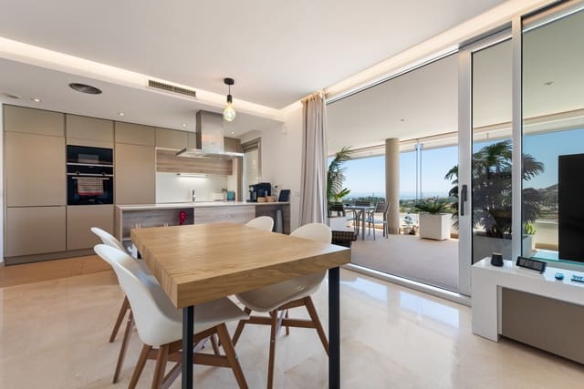 3 sovrum Lägenhet till salu i Benahavís med pool garage - 620 000 € (Ref: 9844276)