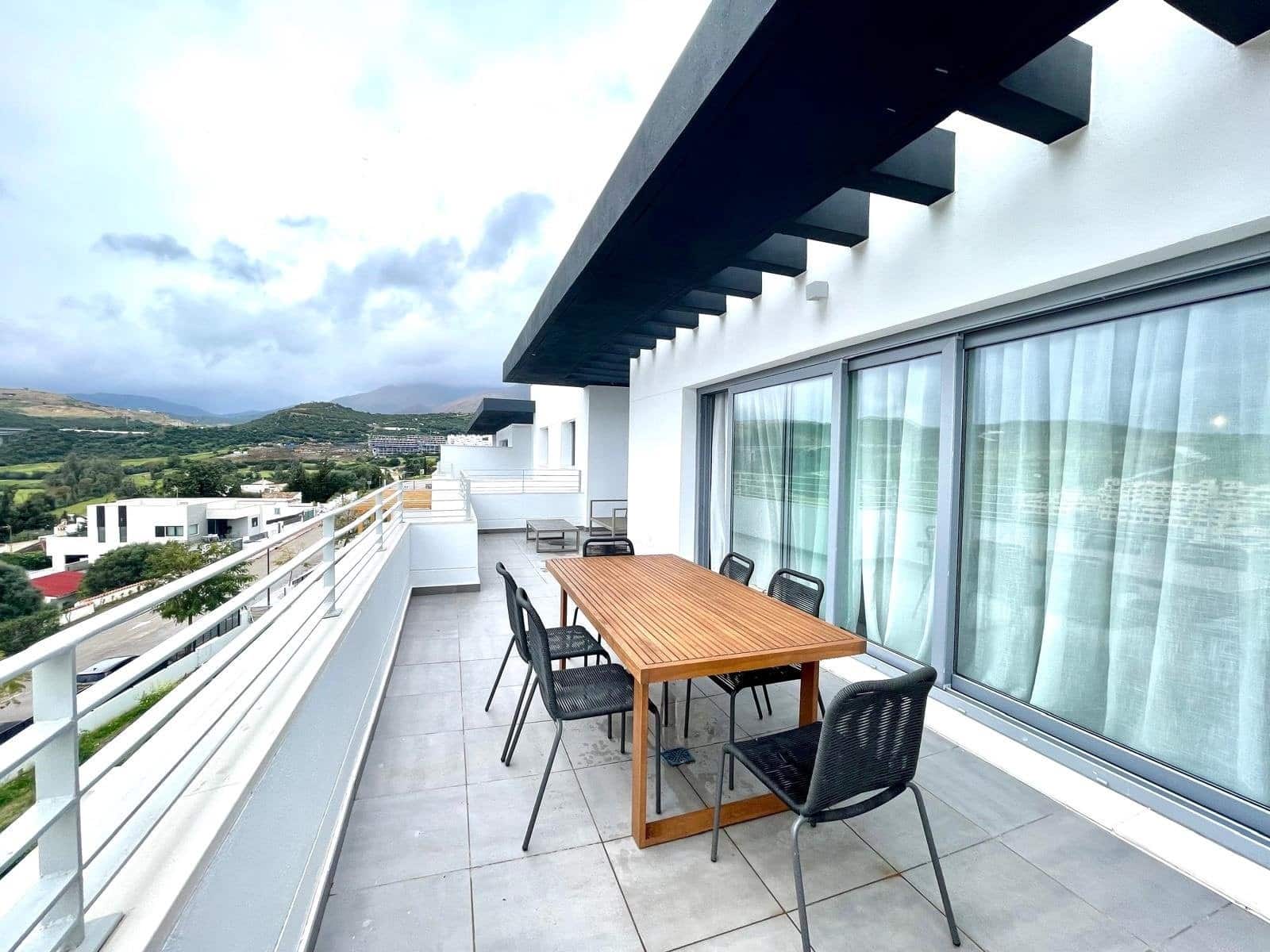 4 makuuhuone Kattohuoneisto myytävänä paikassa Estepona mukana uima-altaan 
autotalli - 566 000 € (Ref: 9893289)
