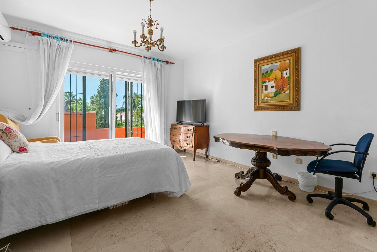 4 Zimmer Villa zu verkaufen in San Pedro de Alcantara mit Pool Garage - 1.850.000 € (Ref: 9898563)