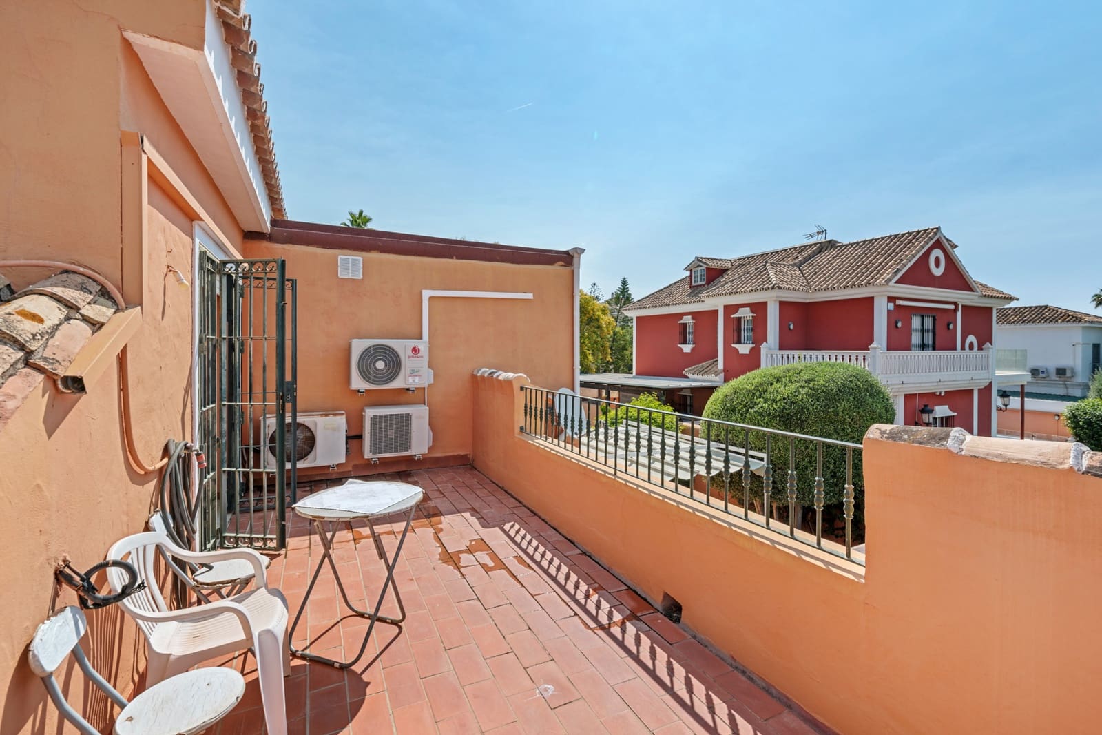 4 Zimmer Villa zu verkaufen in San Pedro de Alcantara mit Pool Garage - 1.850.000 € (Ref: 9898563)