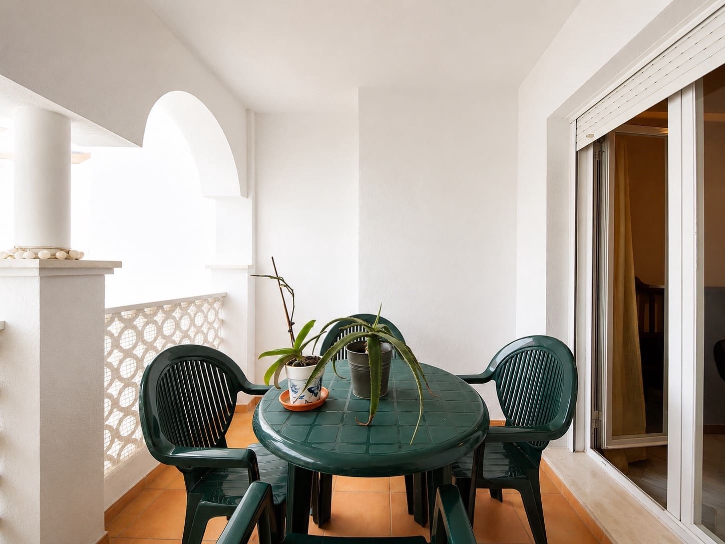 3 bedroom Apartment for sale in San Pedro de Alcantara with pool - € 335,000 (Ref: 9926496)