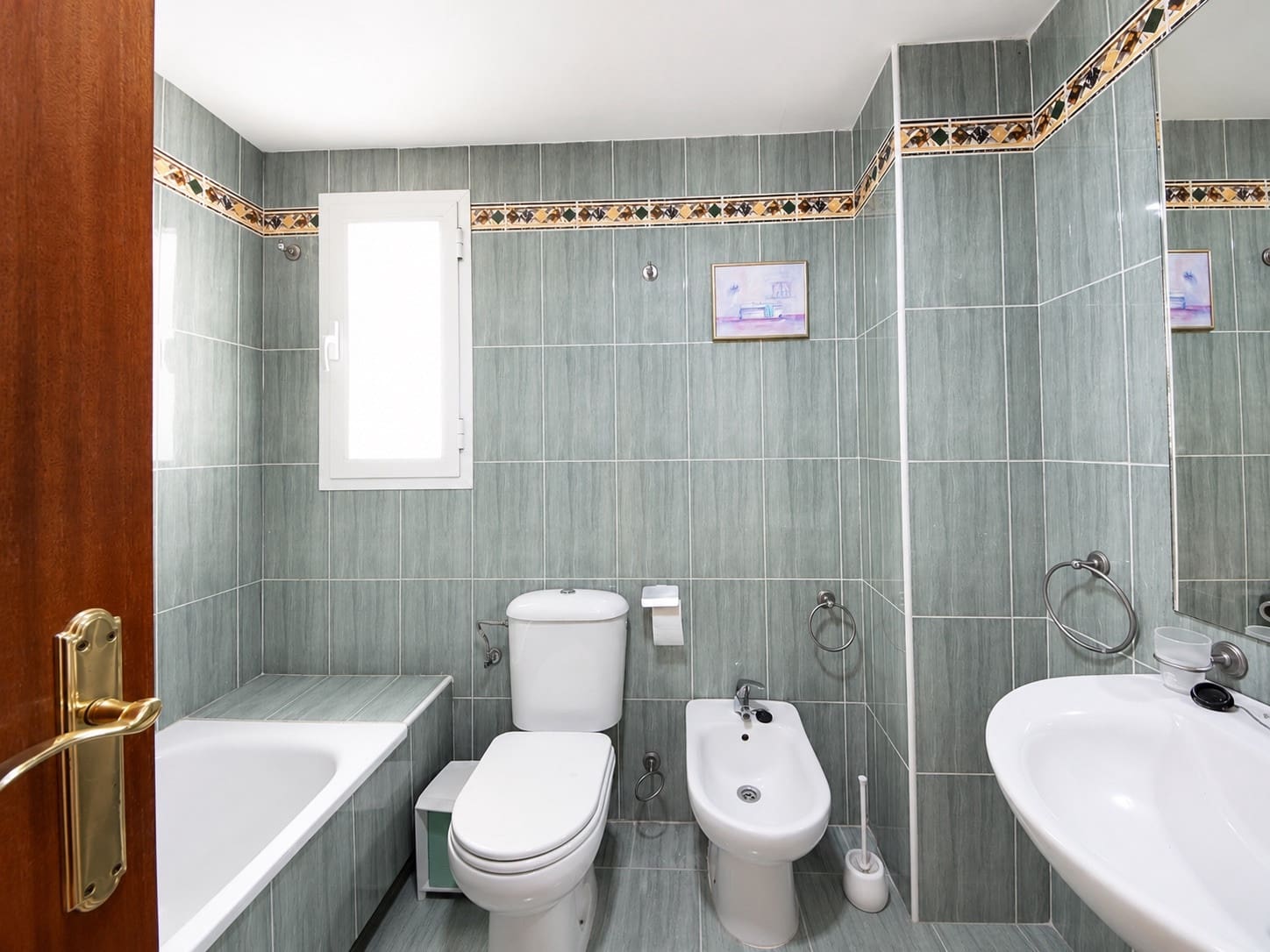 3 bedroom Apartment for sale in San Pedro de Alcantara with pool - € 335,000 (Ref: 9926496)