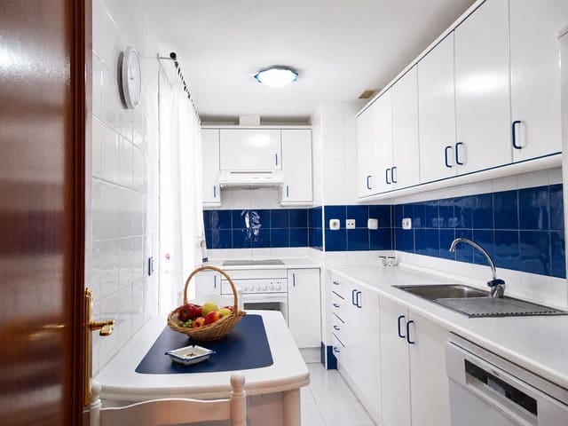 3 camera da letto Appartamento in vendita in San Pedro de Alcantara, Marbella con piscina - 335.000 € (Rif: 9926496)