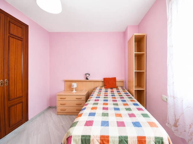 3 camera da letto Appartamento in vendita in San Pedro de Alcantara, Marbella con piscina - 335.000 € (Rif: 9926496)