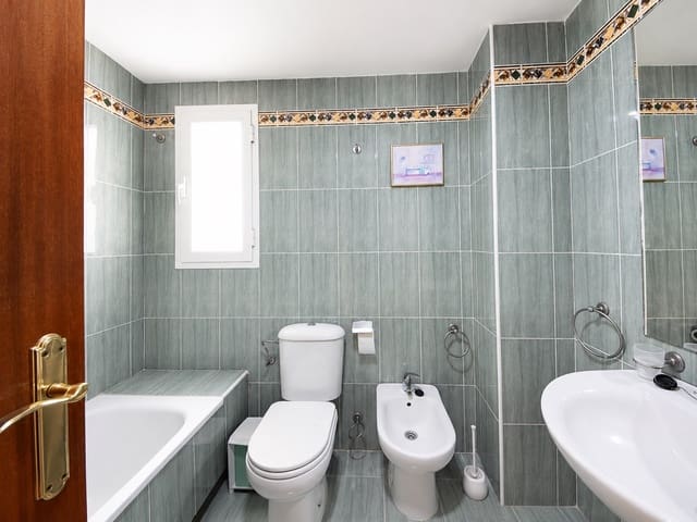 3 camera da letto Appartamento in vendita in San Pedro de Alcantara, Marbella con piscina - 335.000 € (Rif: 9926496)