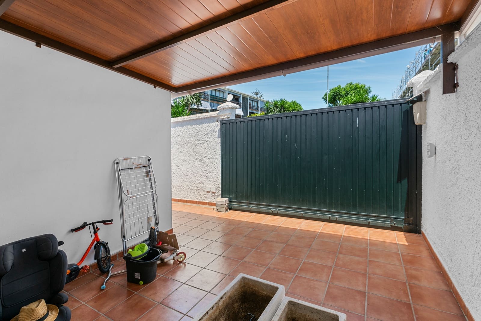 2 bedroom Semi-detached Villa for sale in San Pedro de Alcantara with pool garage - € 625,000 (Ref: 9938771)