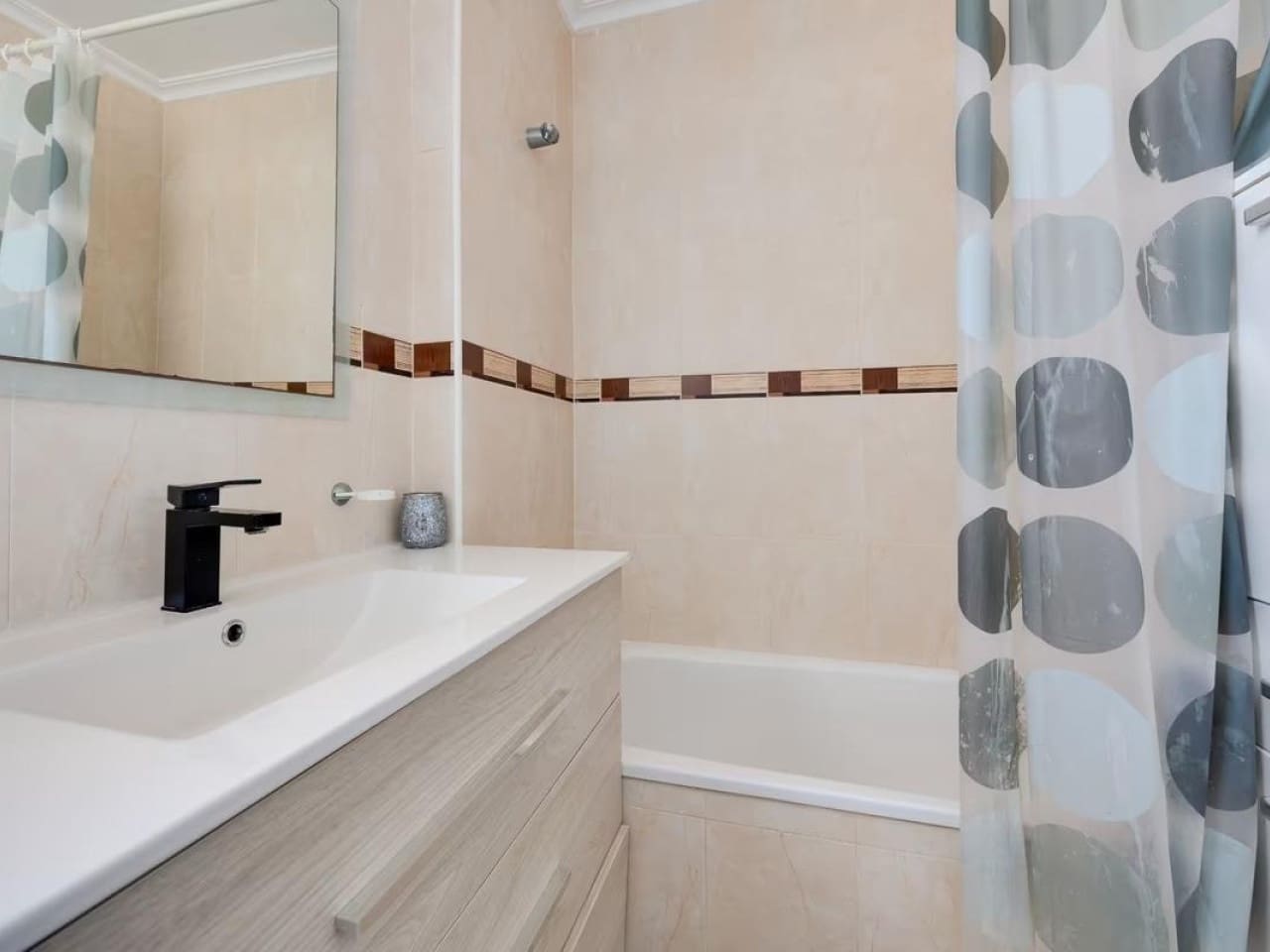 2 quarto Moradia para venda em La Florida com piscina garagem - 235 000 € (Ref: 10002415)