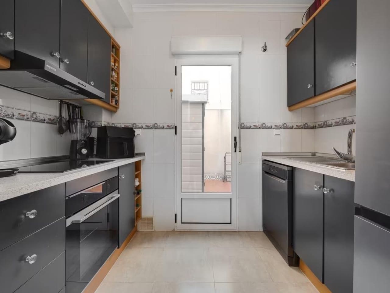 2 quarto Moradia para venda em La Florida com piscina garagem - 235 000 € (Ref: 10002415)