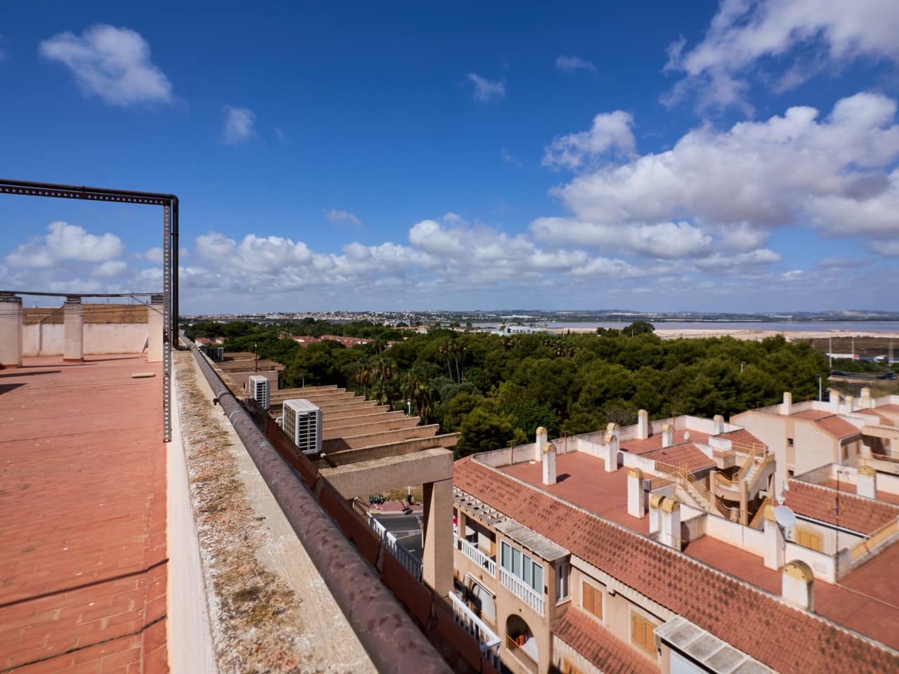 2 sypialnia Apartament na sprzedaż w Torrevieja z basenem - 129 900 € (Ref: 10005970)