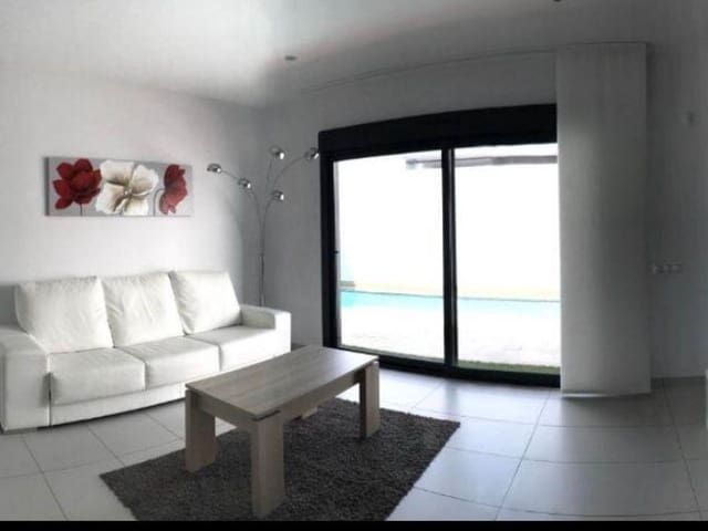 3 slaapkamer Villa te koop in Cabo Roig, Orihuela met zwembad garage - € 450.000 (Ref: 10006052)
