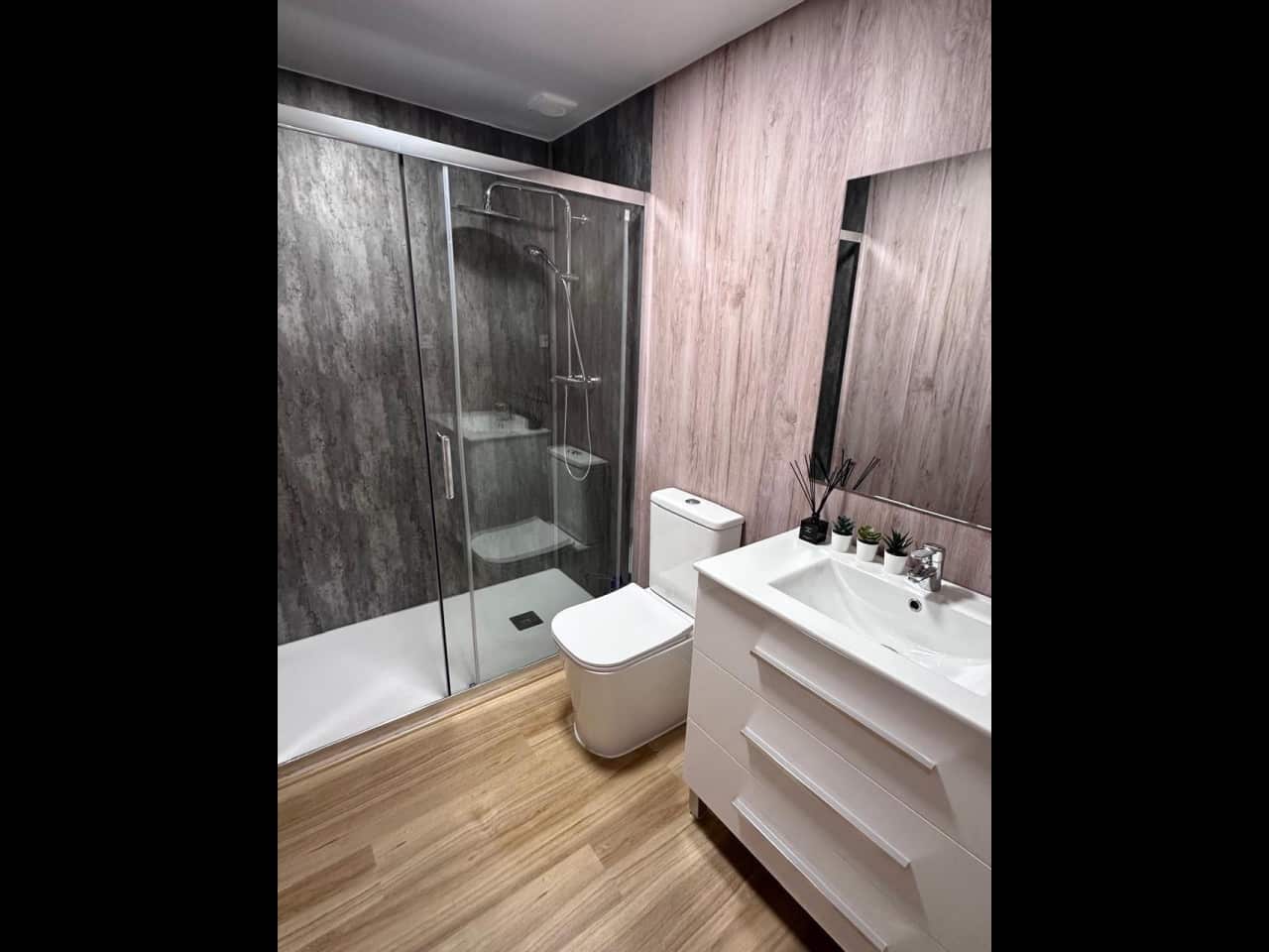 2 soveværelse Lejlighed til salg i Torrevieja med swimmingpool - € 139.000 (Ref: 10006053)