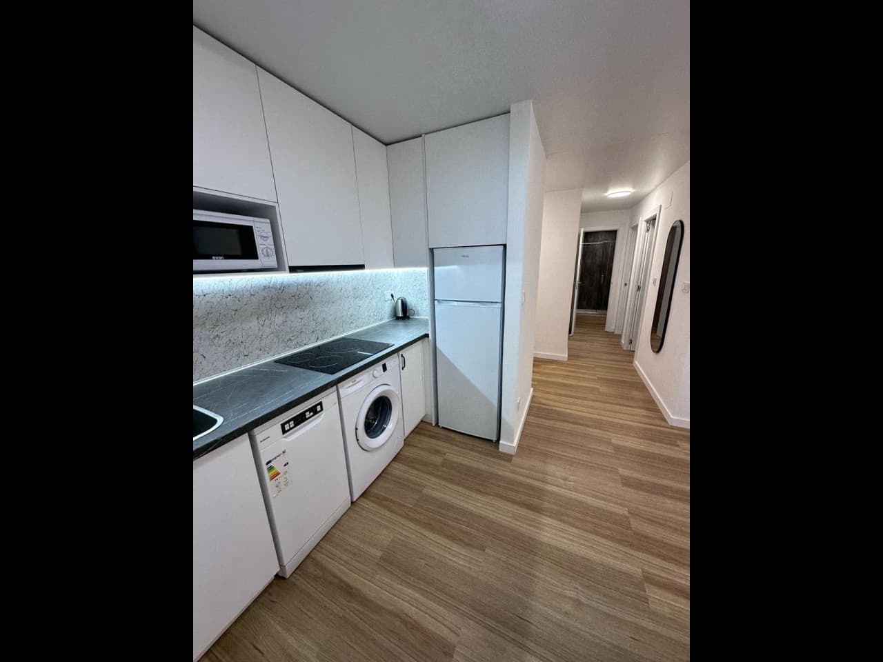 2 soveværelse Lejlighed til salg i Torrevieja med swimmingpool - € 139.000 (Ref: 10006053)