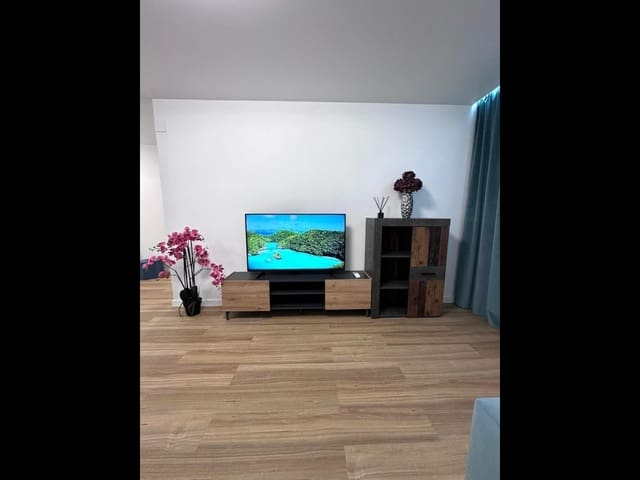 2 sypialnia Apartament na sprzedaż w Antonio Machado, Torrevieja z basenem - 139 000 € (Ref: 10006053)