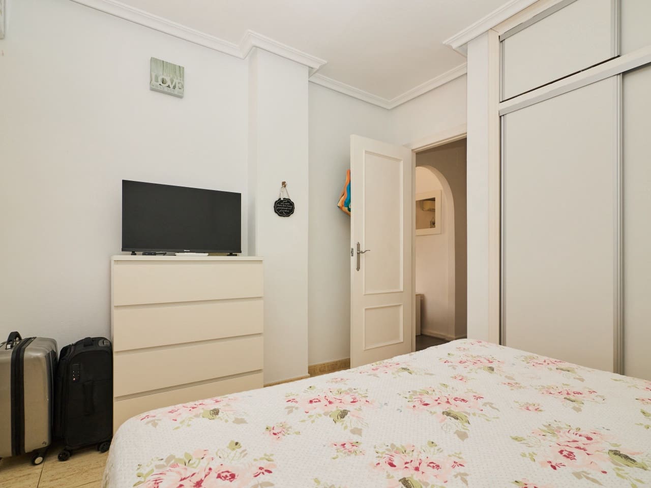 2 sovrum Lägenhet till salu i Torrevieja - 160 000 € (Ref: 10007137)