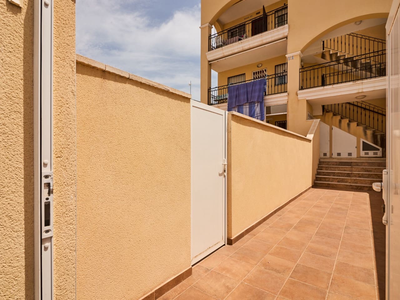 2 sovrum Lägenhet till salu i Torrevieja - 160 000 € (Ref: 10007137)