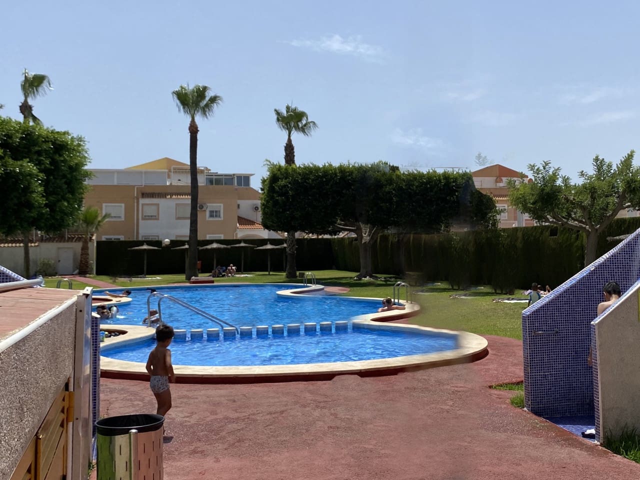 2 sovrum Villa till salu i El Limonar med pool - 135 000 € (Ref: 10007138)
