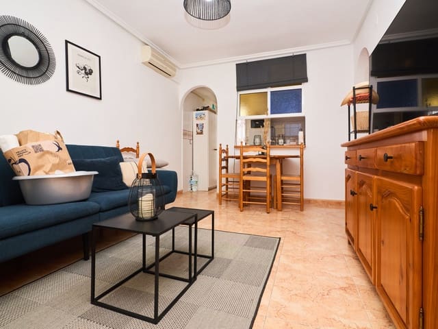 2 sovrum Villa till salu i El Limonar, Torrevieja med pool - 135 000 € (Ref: 10007138)