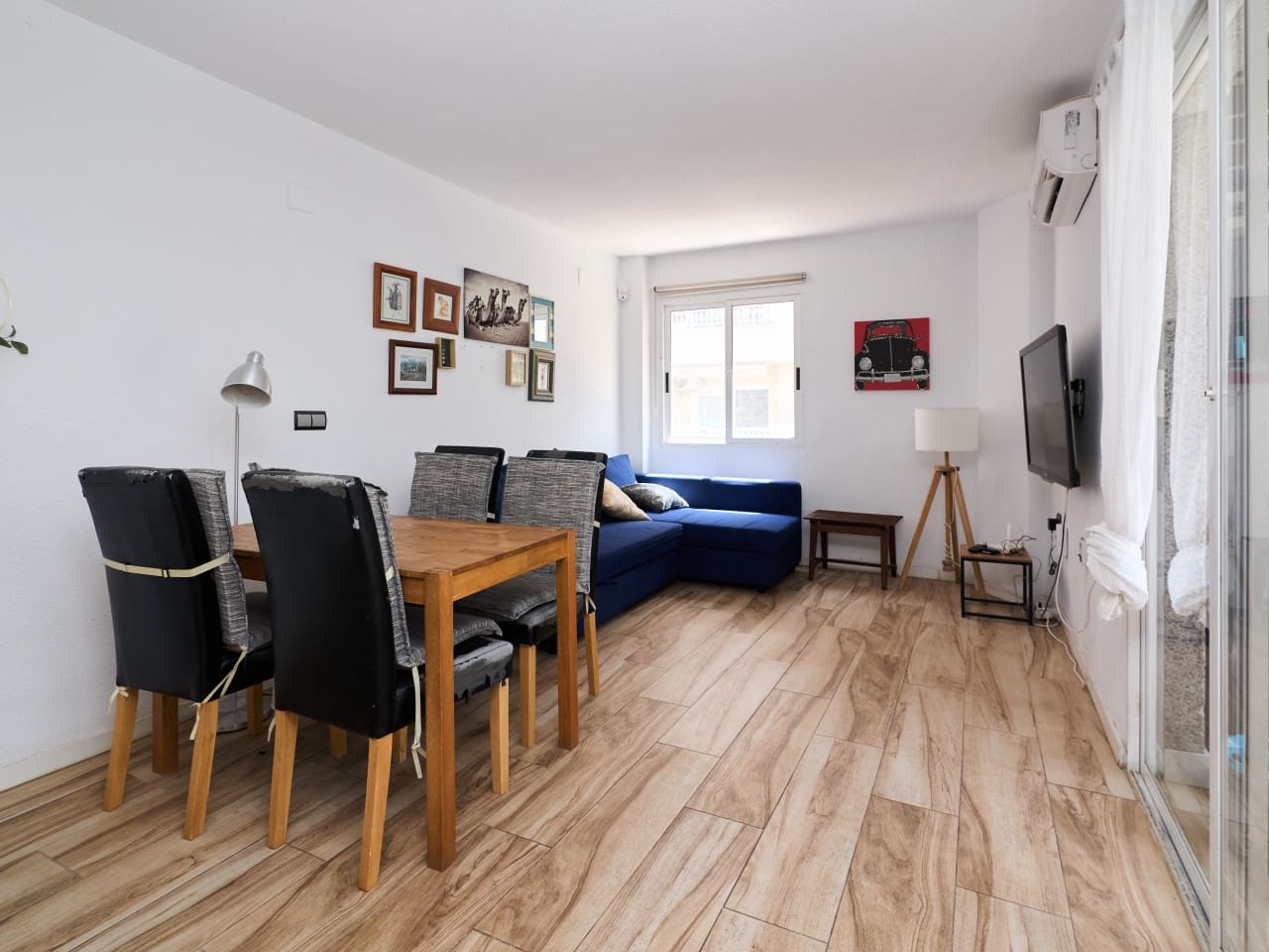 1 soverom Leilighet til salgs i Torrevieja med svømmebasseng - € 135 000 (Ref: 10012669)