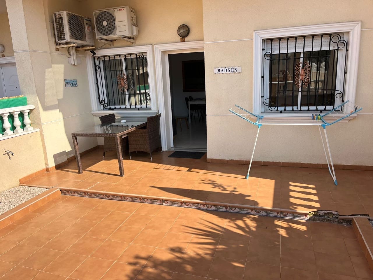 Apartamento de 2 habitaciones en Torrevieja en venta con piscina garaje - 157.160 € (Ref: 10016762)