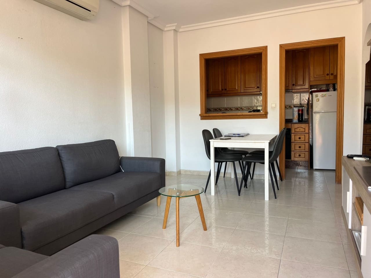 Apartamento de 2 habitaciones en Torrevieja en venta con piscina garaje - 157.160 € (Ref: 10016762)
