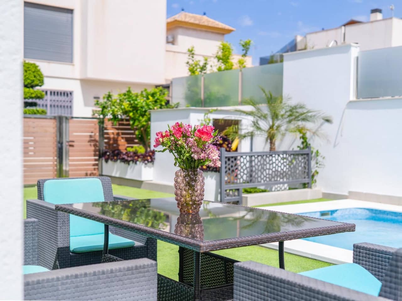 5 sypialnia Willa na sprzedaż w Torrevieja z basenem - 559 000 € (Ref: 10018082)