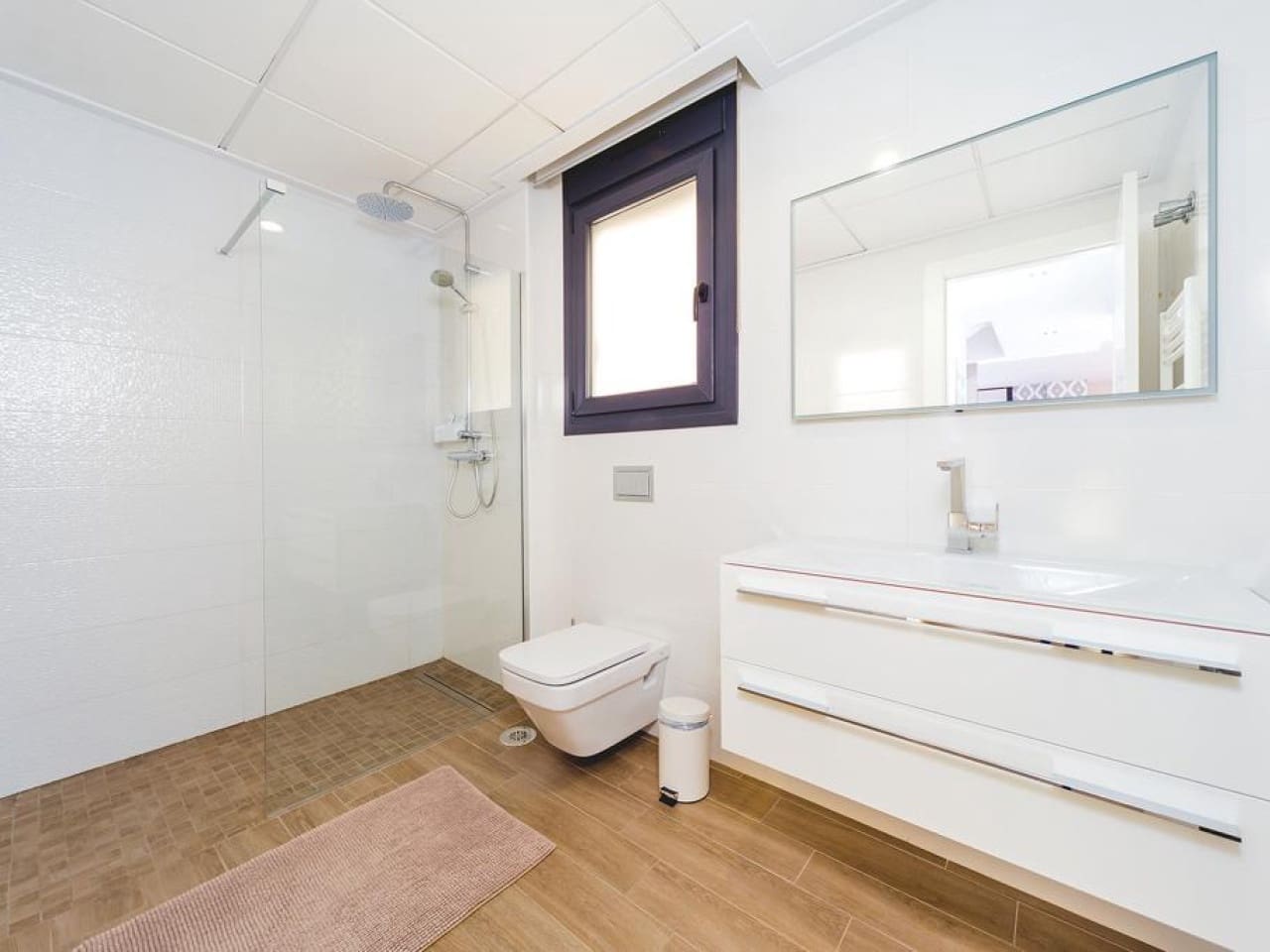 5 sypialnia Willa na sprzedaż w Torrevieja z basenem - 559 000 € (Ref: 10018082)