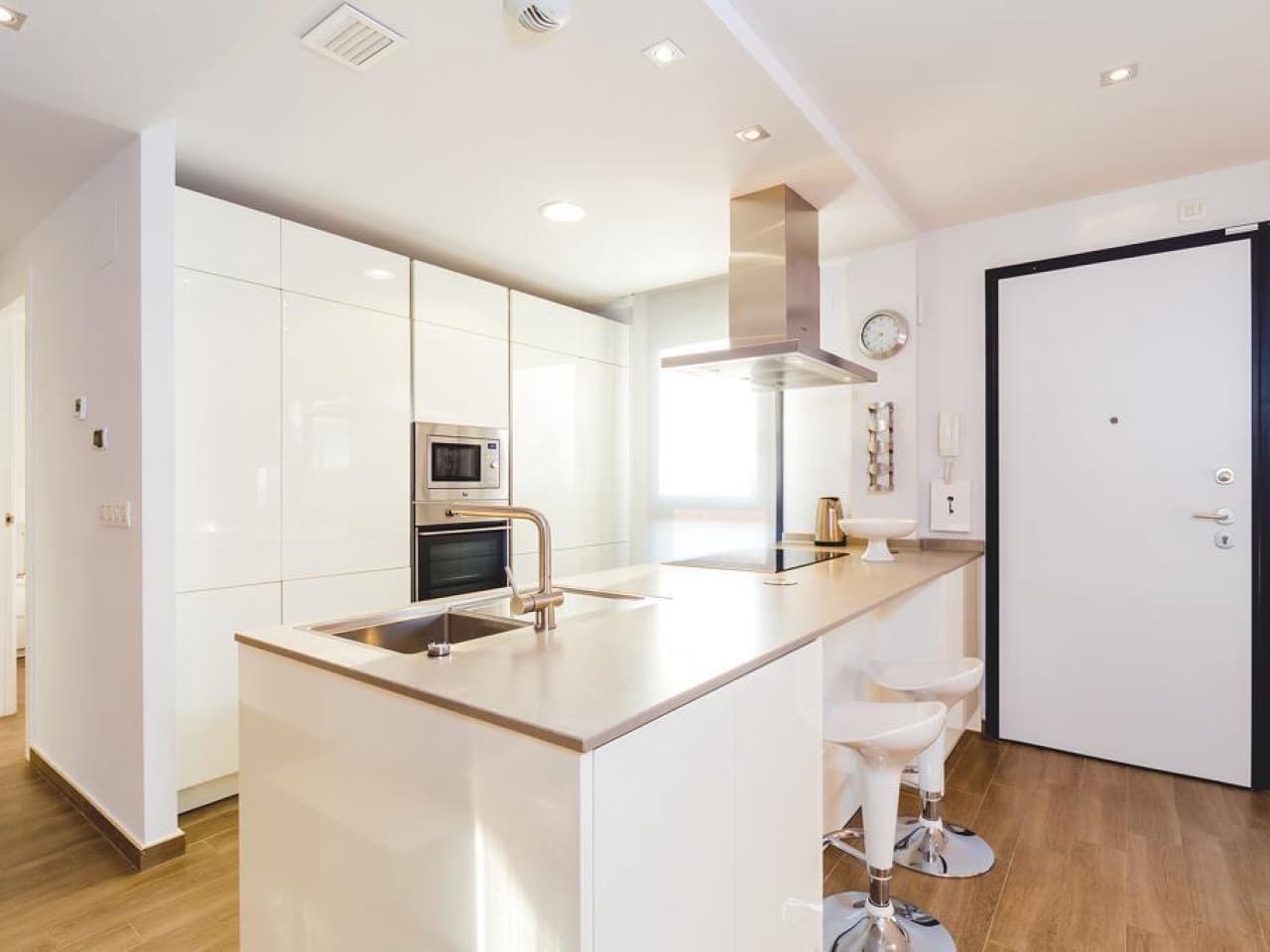 5 sypialnia Willa na sprzedaż w Torrevieja z basenem - 559 000 € (Ref: 10018082)
