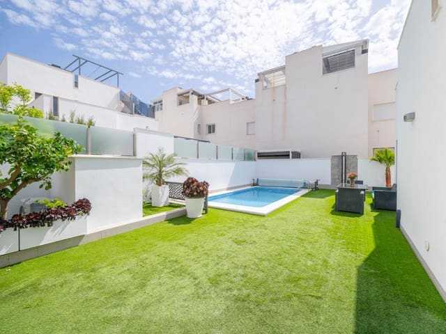 5 sypialnia Willa na sprzedaż w Parque Acuático - Sector 25, Torrevieja z basenem - 559 000 € (Ref: 10018082)