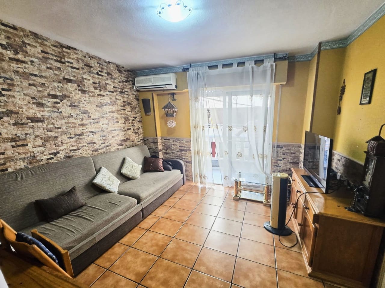 2 soverom Leilighet til salgs i Torrevieja - € 166 000 (Ref: 10018083)