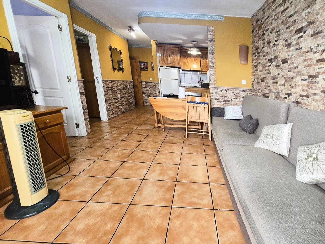 2 soverom Leilighet til salgs i Torrevieja - € 166 000 (Ref: 10018083)