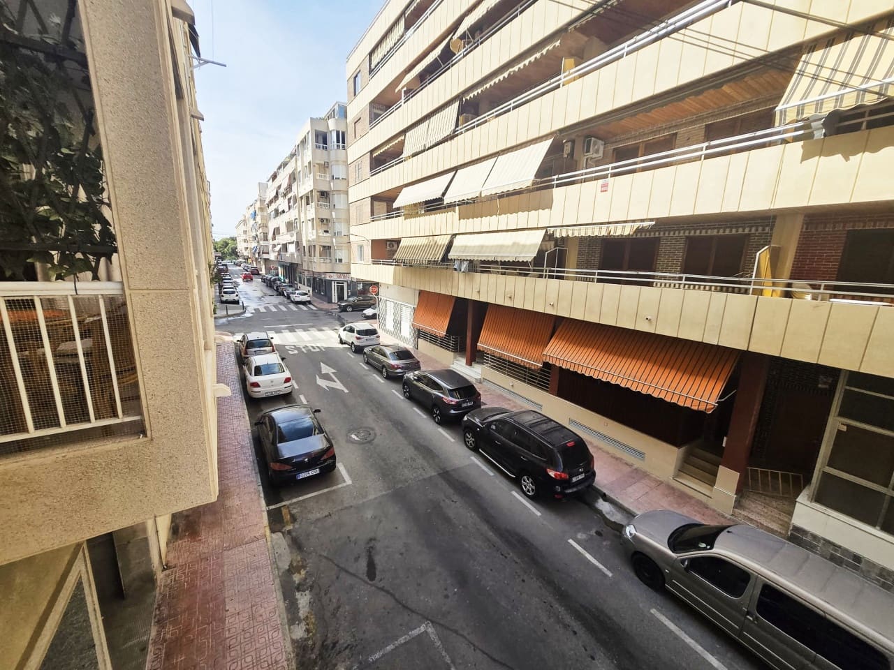 2 soverom Leilighet til salgs i Torrevieja - € 166 000 (Ref: 10018083)