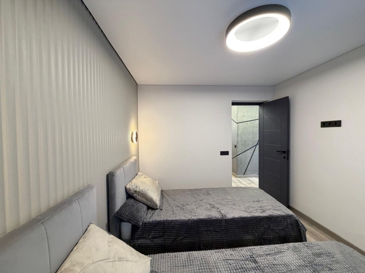 4 Zimmer Villa zu verkaufen in Punta Prima mit Pool Garage - 749.000 € (Ref: 10021340)