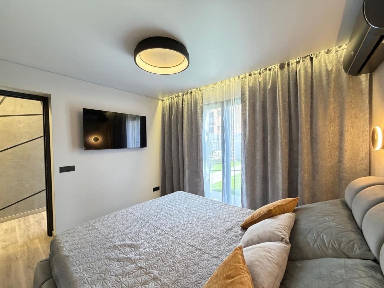 4 Zimmer Villa zu verkaufen in Punta Prima mit Pool Garage - 749.000 € (Ref: 10021340)