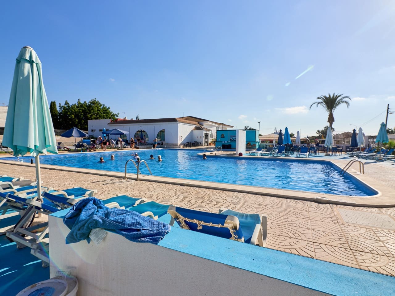 Erhverv til salg i San Luis med swimmingpool - € 1.200.000 (Ref: 10027558)