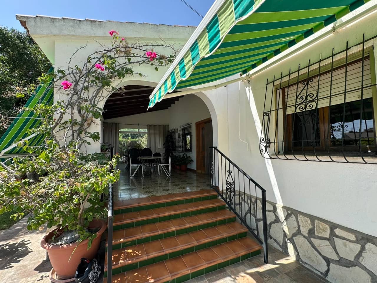 3 sypialnia Willa na sprzedaż w Muchamiel / Mutxamel z basenem - 635 000 € (Ref: 10027669)