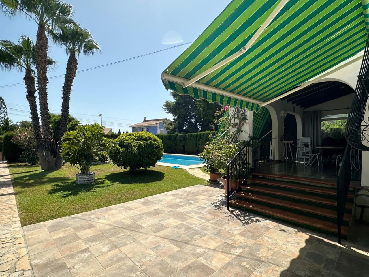 3 sypialnia Willa na sprzedaż w Muchamiel / Mutxamel z basenem - 635 000 € (Ref: 10027669)