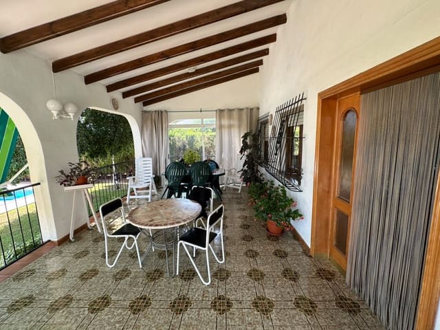 3 sypialnia Willa na sprzedaż w Muchamiel / Mutxamel z basenem - 635 000 € (Ref: 10027669)