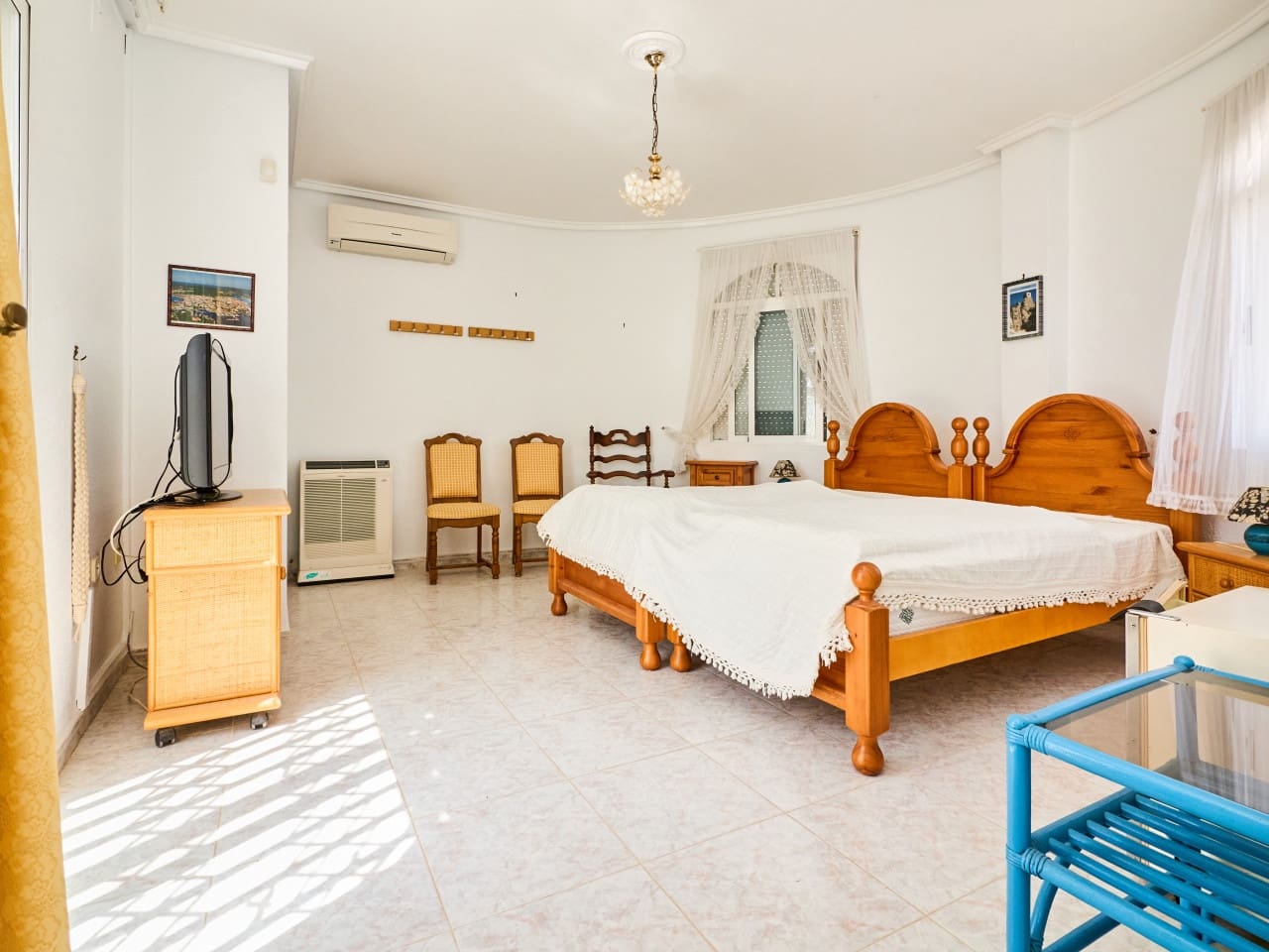 3 camera da letto Villa in vendita in Torrevieja con piscina garage - 450.000 € (Rif: 10027670)