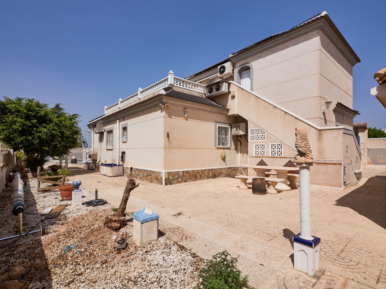3 camera da letto Villa in vendita in Torrevieja con piscina garage - 450.000 € (Rif: 10027670)