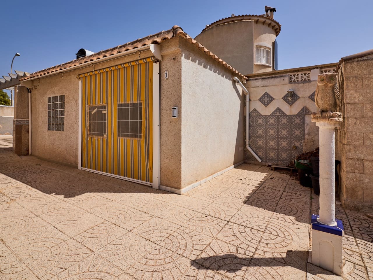 3 camera da letto Villa in vendita in Torrevieja con piscina garage - 450.000 € (Rif: 10027670)