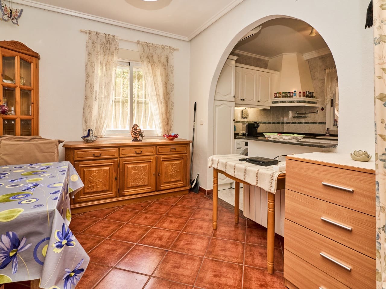 3 camera da letto Villa in vendita in Torrevieja con piscina garage - 450.000 € (Rif: 10027670)
