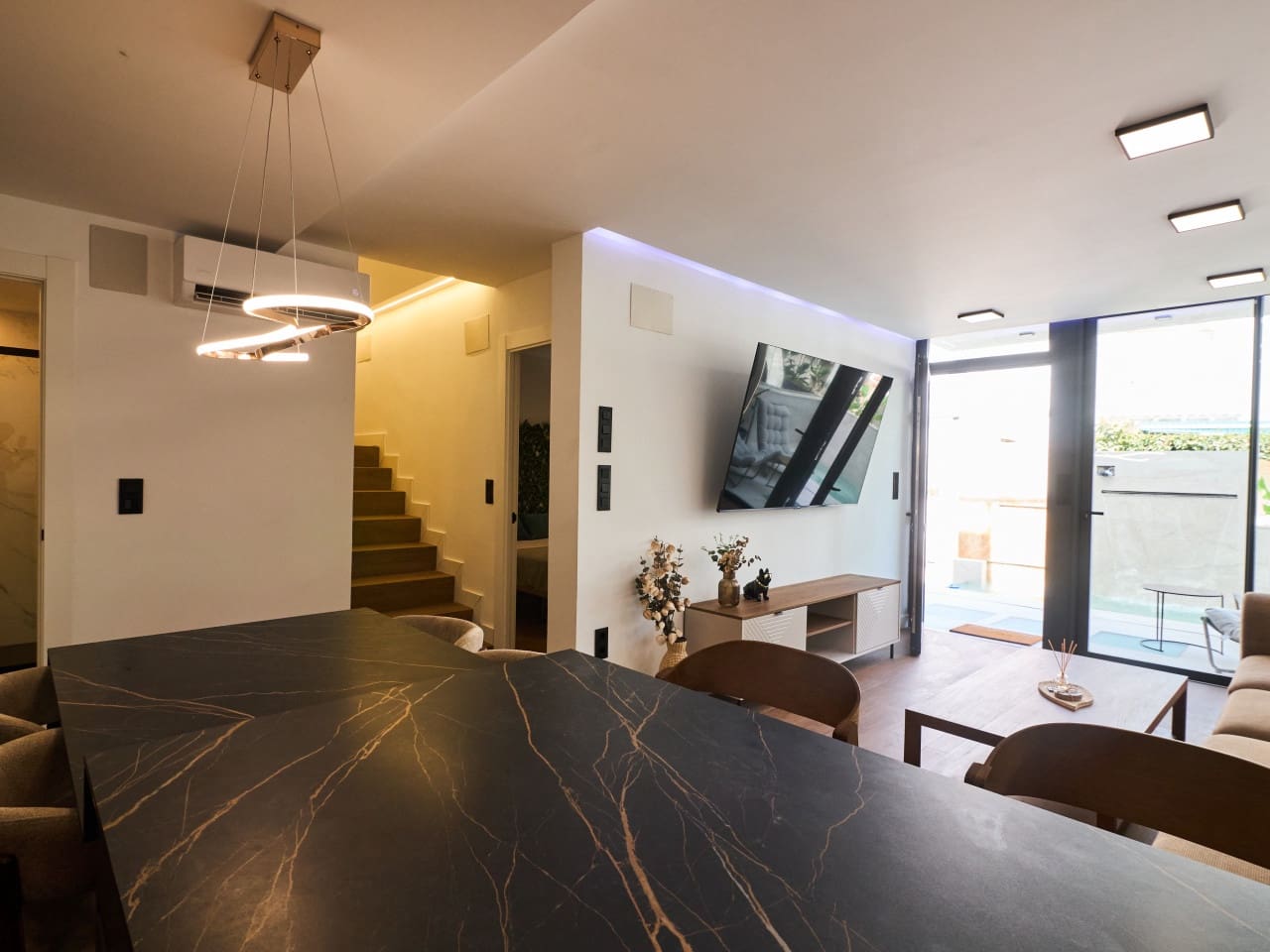 3 soverom Villa til salgs i Torrevieja med svømmebasseng - € 539 000 (Ref: 10029573)