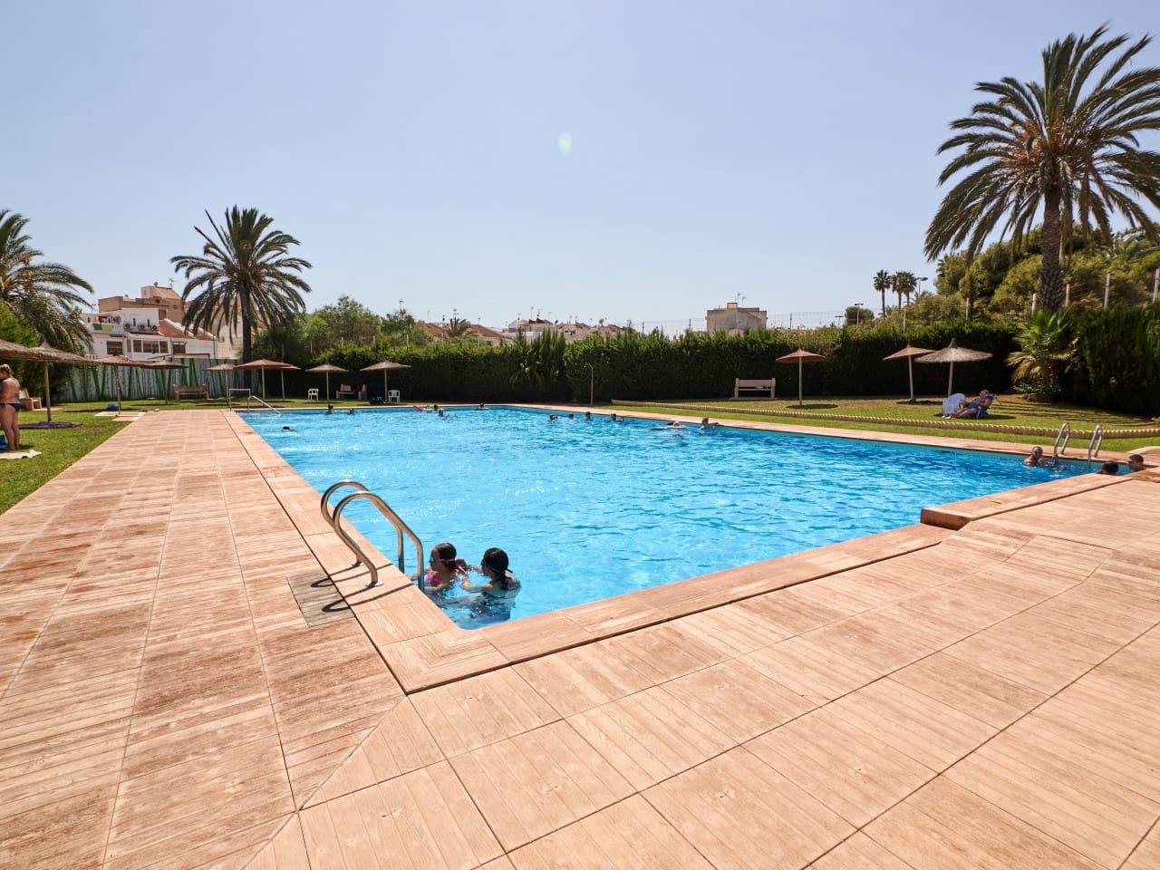 3 soverom Villa til salgs i Torrevieja med svømmebasseng - € 539 000 (Ref: 10029573)