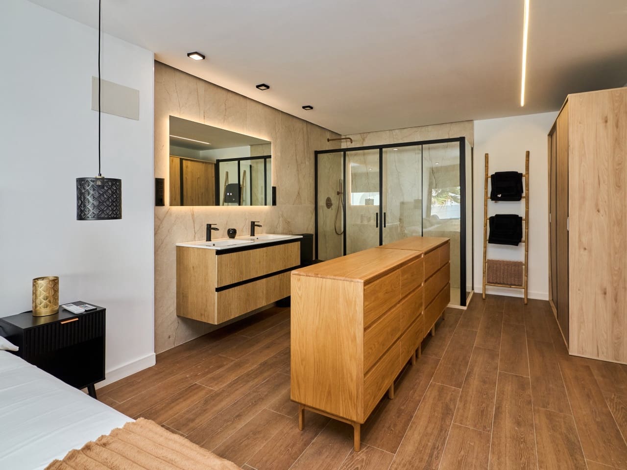 3 soverom Villa til salgs i Torrevieja med svømmebasseng - € 539 000 (Ref: 10029573)
