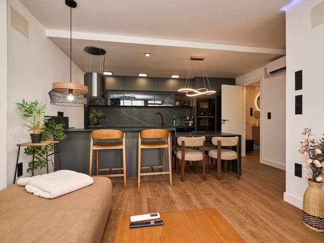 3 soverom Villa til salgs i Nueva Torrevieja, Torrevieja med svømmebasseng - € 539 000 (Ref: 10029573)