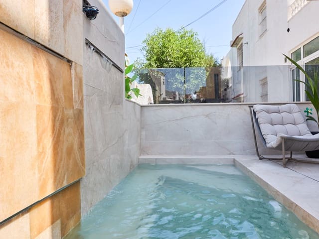3 soverom Villa til salgs i Nueva Torrevieja, Torrevieja med svømmebasseng - € 539 000 (Ref: 10029573)