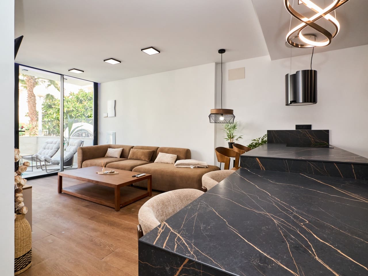 3 soverom Villa til salgs i Torrevieja med svømmebasseng - € 539 000 (Ref: 10029573)