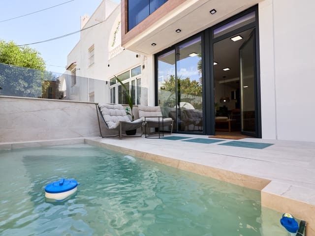3 soverom Villa til salgs i Nueva Torrevieja, Torrevieja med svømmebasseng - € 539 000 (Ref: 10029573)